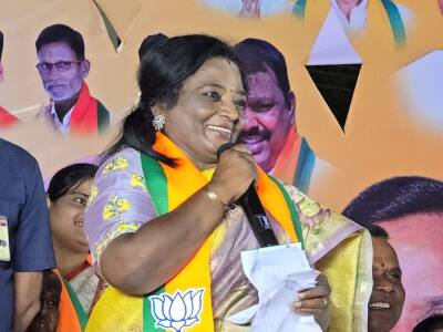 ஸ்டாலின் ஆட்சி காமராஜர் ஆட்சியா? இளங்கோவனுக்கு தமிழிசை கொடுத்த பதிலடி