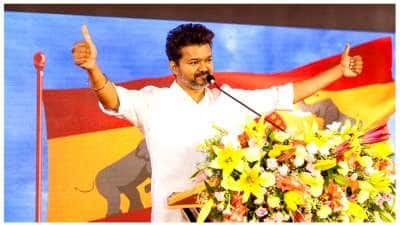 Vijay | தவெக முதல் மாநாடு! 38 மாவட்டங்கள்.. பக்கா மாஸ்டர் பிளான் போடும் விஜய்!