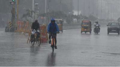 TN Rain Alert: மக்களே குடையை ரெடியா வச்சுக்கோங்க.. தமிழகத்தில் 5 நாட்களுக்கு மழை!    