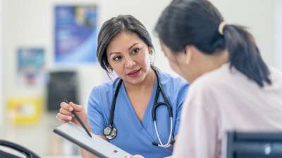 40+ வயதாகிறதா... பெண்கள் அனைவரும் கண்டிப்பாக செய்து கொள்ள வேண்டிய சில பரிசோதனைகள்