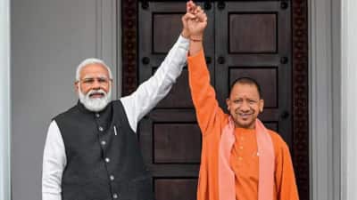 மோடி ஓய்வுக்கு பின் யோகி தான் பிரதமரா? அதற்கு அவரே சொன்ன பதிலை பாருங்க!
