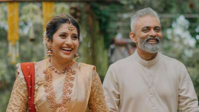 திருமண போட்டோக்களை வெளியிட்ட பிரியங்கா தேஷ்பாண்டே.. வீடியோ, போட்டோ வைரல்