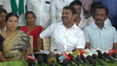 பெரியாரே தனது சாதி பெயரில் தான் கையெழுத்து போடுவார்... மீண்டும் சர்ச்சையில் சீமான்?