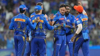 இந்த 2 வீரர்கள் விளையாட மாட்டார்கள்? அப்போ மும்பையின் கதை அவ்வளவுதானா?