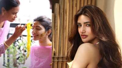 23 வயது ஸ்ரீலீலாவிற்கு திருமணமா? அவர் வீட்டில் விசேஷம்! வைரலான போட்டோக்கள்..