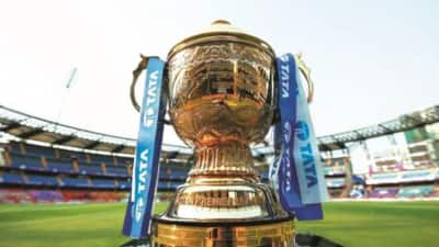 உற்றுநோக்கும் CSK... டிரேட் செய்யப்படும் இந்த 3 வீரர்கள் - யார் யார் தெரியுமா?