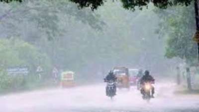 இந்த 4 மாவட்டங்களில் வெளுக்கப்போகும் மழை.. வானிலை மையம் அலர்ட்!