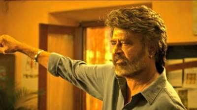 வெளியானது கூலி படத்தின் முதல் ரிவியூ! இடைவெளியில் இருக்கும் ட்விஸ்ட்!