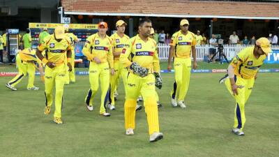 CSK-ல் தொடங்கி CSK-ல் முடித்த இந்த 4 பேர்... தோனிக்கு ரொம்ப ஸ்பெஷலான வீரர்கள்