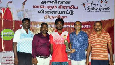 ஈஷா கிராமோத்சவம்: ஒரு கையில் வாலிபால் ஆடி அசத்தும் கடலூர் தேவா