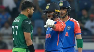 பாகிஸ்தானை மீண்டும் பந்தாண்டியது இந்தியா... அலறவிட்ட அபிஷேக் சர்மா!