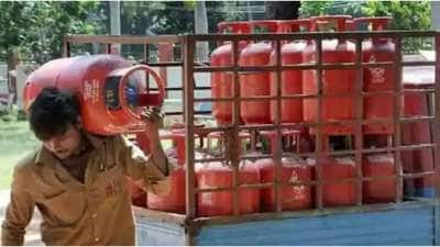 LPG சிலிண்டர் விலை அதிகரித்தது: அக்டோபர் முதல் நாளே வந்த அதிர்ச்சி!! லேட்டஸ்ட் விலை இதோ