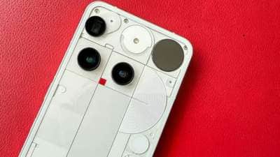 ஸ்மார்ட்போன் &#039;பாதி விலை&#039; சலுகை ரத்து: ஃபிளிப்கார்ட் வாடிக்கையாளர்கள் ஏமாற்றம்!