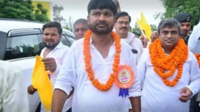 வேட்புமனு தாக்கல் செய்ததும் கைது... பீகாரில் தொடரும் வேட்பாளர் வேட்டை - என்ன காரணம்?