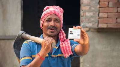 E-Shram Card நன்மைகள்: ரூ.3,000 ஓய்வூதியம்,  இலவச காப்பீடு, அரசு திட்டங்களின் நன்மைகள், இன்னும் பல