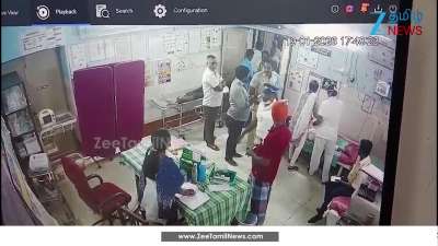 People appreciating Police men who saved life of a girl who was struggling to breathe at the Cuddalore Festival