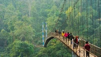 அசாம், மேகாலயாவுக்கு 6 நாள் டூர்! ரொம்ப கம்மி செலவு தான்..  IRCTC அசத்தல் பேக்கேஜ்