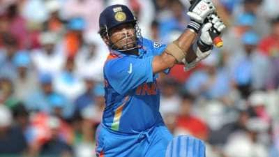 சச்சினின் விநோத சாதனை! நோ பால், வைடு இல்லாமல் 3 பந்துகளில் 24 ரன்கள் அடித்தது எப்படி?