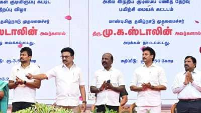 TNPSC : தேர்வுக்களம் செயலியின் சிறப்பம்சங்கள், அரசு ஊழியர்களுக்கான முக்கிய அப்டேட்