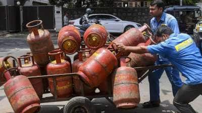 LPG சிலிண்டர் வாங்க இனி முகவரி சான்று தேவையில்லை.. மத்திய அரசின் குட் நியூஸ்.. எப்படி பெறுவது?