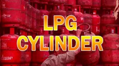 உணவுக்கு என்ன செய்வது? சமைக்க வழியின்றி சொந்த ஊருக்குத் திரும்பும் தொழிலாளர்கள்!