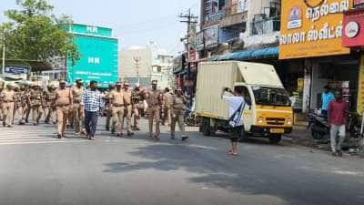 வாக்கு எண்ணிக்கை நாளுக்கான முன்னேற்பாடு: எடப்பாடியில் காவல்துறையினர் விழிப்புணர் அணிவகுப்பு