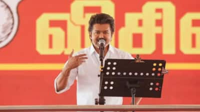 விஜய்யின் முக்கியமான 5 வாக்குறுதிகள்! என்ன என்ன தெரியுமா?