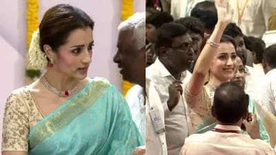 குஷியுடன் விஜய் பதவியேற்புக்கு வந்த த்ரிஷா.. சங்கீதாவும் பங்கேற்பு.. அடடா!