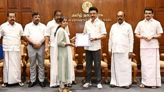 முதல்வரின் காக்கும் கரங்கள் திட்டத்தில் ரூ.1 கோடி கடன் பெறலாம் - யாருக்கு கிடைக்கும்?