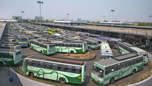 Special Bus: சொந்த ஊருக்கு செல்வோர் கவனத்திற்கு.. சிறப்பு பேருந்துகள் இயக்கம்!