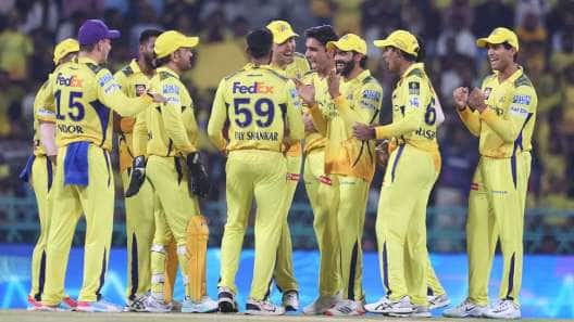IPL 2026: சிஎஸ்கே கழட்டிவிடும் 4 வீரர்கள்.. புதிதாக யாருக்கு வாய்ப்பு!