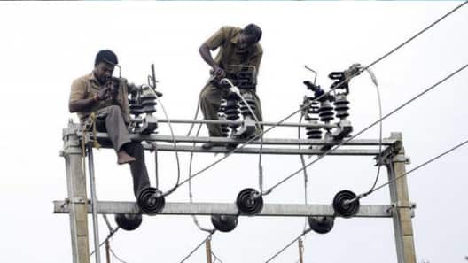 Shutdown: மக்களே அலெர்ட்! நாளை திங்கட்கிழமை இந்த இடங்களில் மின்தடை இருக்கும்!