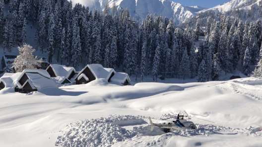 இந்தியாவில் Snowfall பார்க்கணுமா? லோ பட்ஜெட்டில் செல்ல சிறந்த இடங்கள்