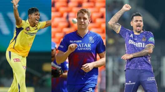 KKR பிளேயிங் 11ல் இடம் பிடிக்கப்போகும் 4 வெளிநாட்டு வீரர்கள்.. முன்னாள் CSK வீரருக்கு இடம் இருக்கா?