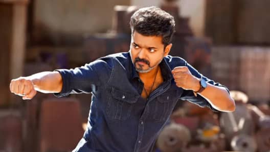 ரிவைசிங் கமிட்டிக்கு செல்கிறதா ஜனநாயகன் படம்? வெளியான முக்கிய தகவல்!