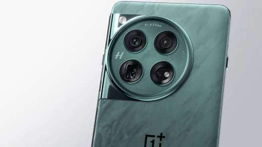 OnePlus போனில் 20,000 ரூபாய் தள்ளுபடி, Amazon-ல் அள்ளுது சலுகைகள்