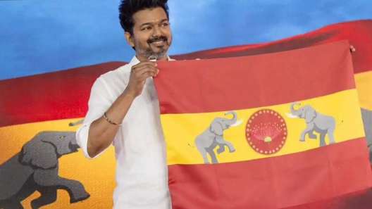 விஜய் அறிவித்த 6 முக்கிய வாக்குறுதிகள் - பெண்கள் பாதுகாப்பே இலக்கு!