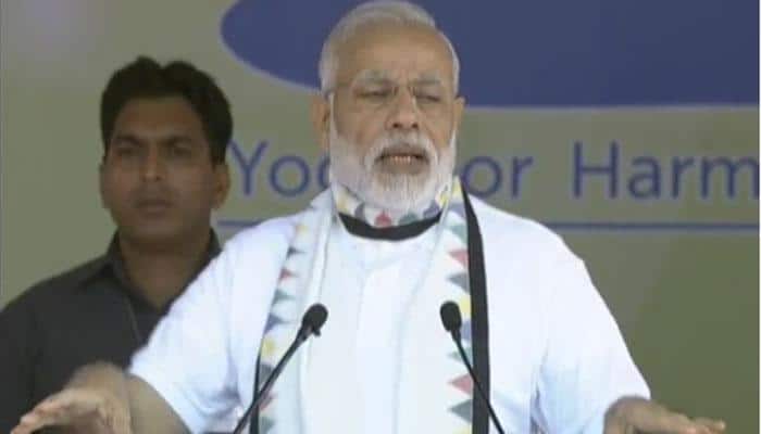 2017-ல் முதல் யோகா மேம்பாட்டுக்காக 2 சிறப்பு விருதுகள் : பிரதமர் மோடி 2017-ல் முதல் யோகா மேம்பாட்டுக்காக 2 சிறப்பு விருதுகள் : பிரதமர் மோடி