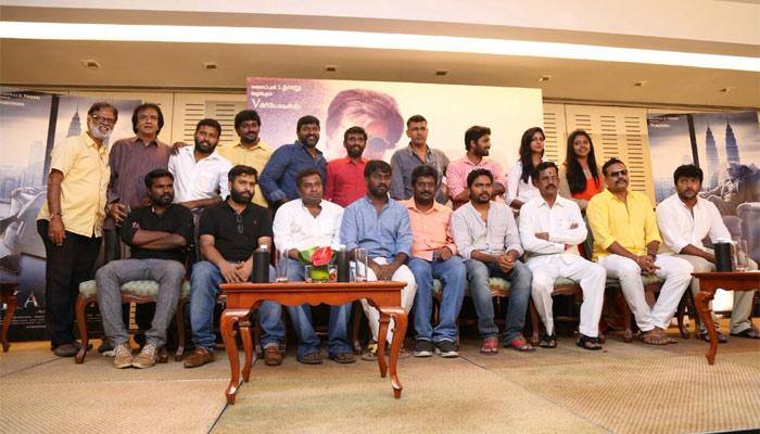 கபாலி: ஒரு வாரத்தில் ரூ. 320 கோடிக்கும் அதிகமாக வசூல்- எஸ். தாணு கபாலி: ஒரு வாரத்தில் ரூ. 320 கோடிக்கும் அதிகமாக வசூல்- எஸ். தாணு