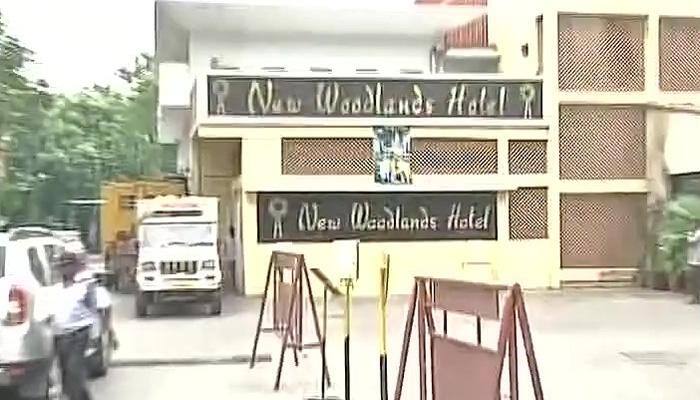 காவேரி விவகாரம்: கர்நாடக வாகனம், ஓட்டல் மீது தாக்குதல் காவேரி விவகாரம்: கர்நாடக வாகனம், ஓட்டல் மீது தாக்குதல்