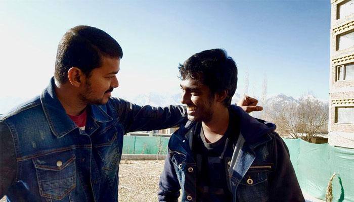 விஜய் 61: விஜய்-அட்லி மீண்டும் கூட்டணி விஜய் 61: விஜய்-அட்லி மீண்டும் கூட்டணி