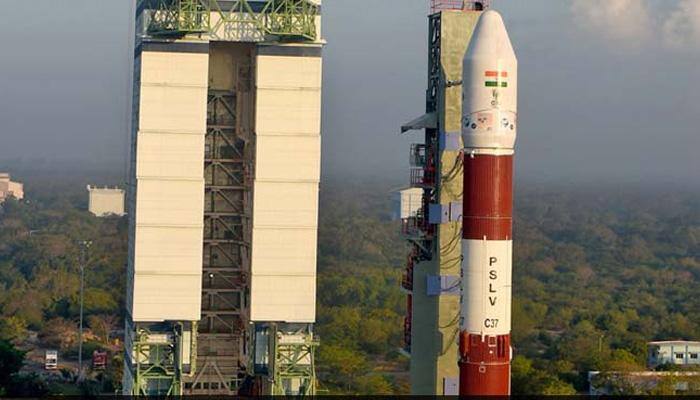 இஸ்ரோவின் உலக சாதனை, 104 செயற்கைக் கோள்களுடன் ராக்கெட் விண்ணில் பாய்ந்தது இஸ்ரோவின் உலக சாதனை, 104 செயற்கைக் கோள்களுடன் ராக்கெட் விண்ணில் பாய்ந்தது