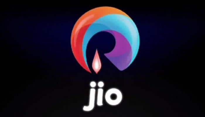 170 நாட்களில் 100 மில்லியன் வாடிக்கையாளர் பெற்ற ஜியோ 170 நாட்களில் 100 மில்லியன் வாடிக்கையாளர் பெற்ற ஜியோ