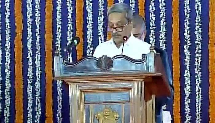 கோவாவின் முதல் அமைச்சர் ஆனார் மனோகர் பரிக்கர் கோவாவின் முதல் அமைச்சர் ஆனார் மனோகர் பரிக்கர்
