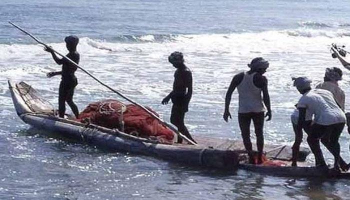 தமிழக மீனவர்கள் 32 பேர் இலங்கை கடற்படை சிறைபிடிப்பு