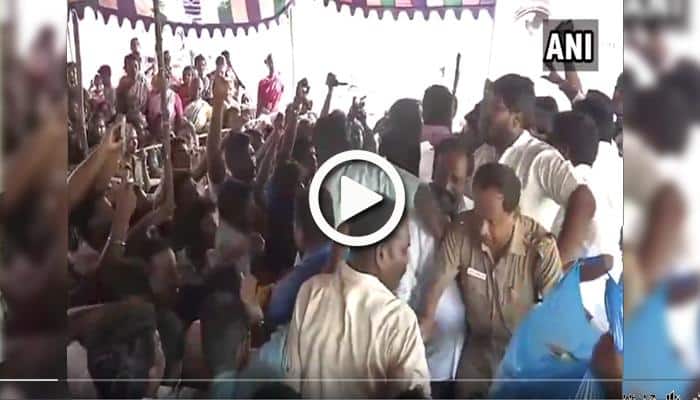 வீடியோ: அனிதாவிற்காக குழுமூர் ஊர் பொதுமக்கள் ஆர்ப்பாட்டம்!