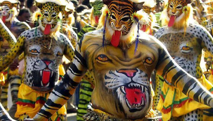 ஓணம்: புலி ஆட்டம் பற்றி தெரிந்துக்கொள்வோம்!! ஓணம்: புலி ஆட்டம் பற்றி தெரிந்துக்கொள்வோம்!!