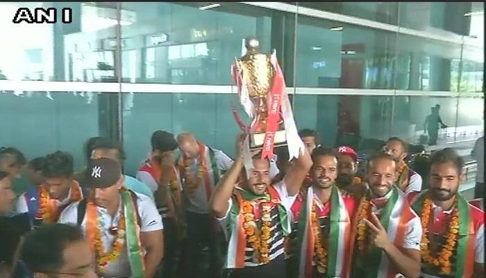 தாயகம் திரும்பியது இந்திய ஹாக்கி அணி! தாயகம் திரும்பியது இந்திய ஹாக்கி அணி!