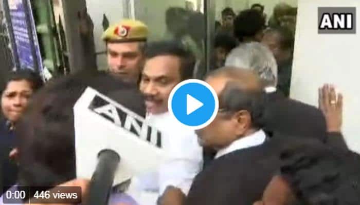 VIDEO #2GScamVerdict: முன்னாள் தொலைத் தொடர்பு துறை அமைச்சர் ஆ.ராசா விடுதலை! VIDEO #2GScamVerdict: முன்னாள் தொலைத் தொடர்பு துறை அமைச்சர் ஆ.ராசா விடுதலை!