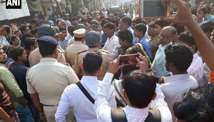 மஹாராஷ்டிராவில் முழு அடைப்பு: இயல்பு வாழ்க்கை பாதிப்பு மஹாராஷ்டிராவில் முழு அடைப்பு: இயல்பு வாழ்க்கை பாதிப்பு
